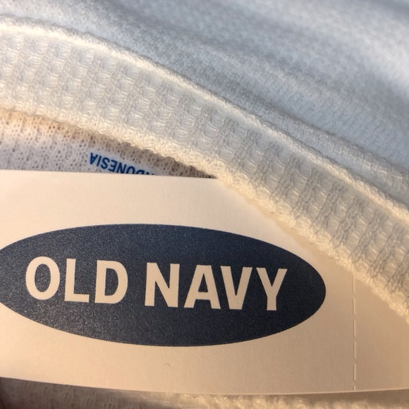 Old Navy long sleeve thermal and puffer vest, 3T (4T has been sold) - Picture 11 of 11